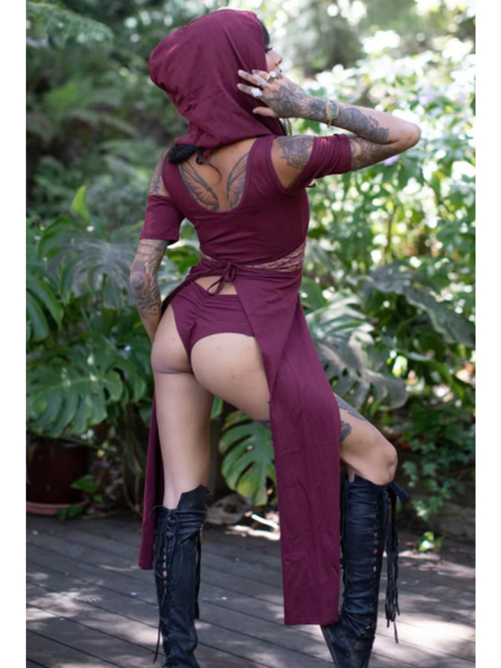 Noralina Freedom Justice Cold Shoulder Set - Picture 2 of 3